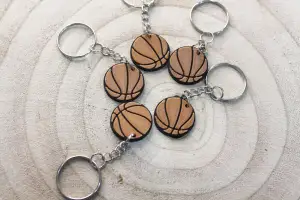 BASKETBALL KEYCHAIN / LLAVERO BALONCESTO