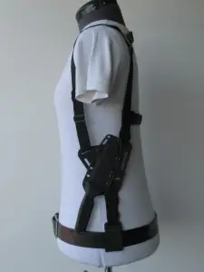 Unterarm-Holster Gurtsystem und Aufnahmeplatte