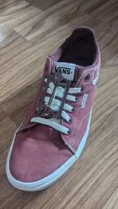 Shoelaces Catapult Clip (Functional)
