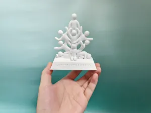 Mecha Chameleon game characters sculpture
