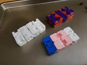 Infinity Fidget Cube (Customizable)