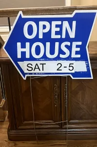 Lettering for Open House Yard Signs