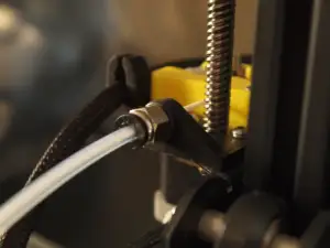CR-10 Filament Guide w/ ∅4mm Tube Push Fit Connector
