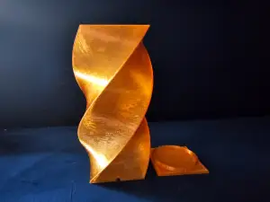 Square Twist Lamp