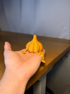 Articulated Garlic Buddy