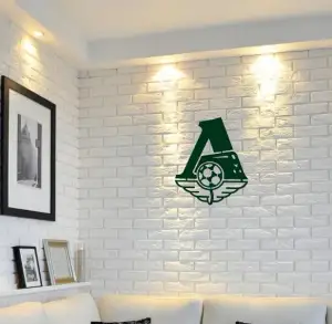 The emblem of FC Lokomotiv Moscow est.1922