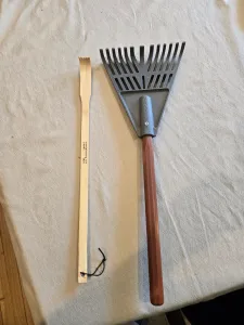 The Ultimate Back Scratcher