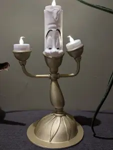 chandelier de lumière de la belle et la bête