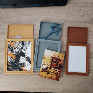 Set of Frames with Hidden Box