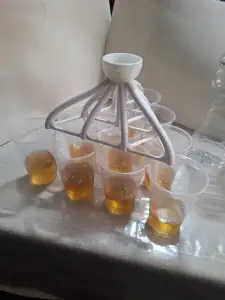 EMBUDO DE BEER PONG - SÚPER RÁPIDO - PARA 10 VASOS A LA VEZ