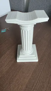 Column headphone stand