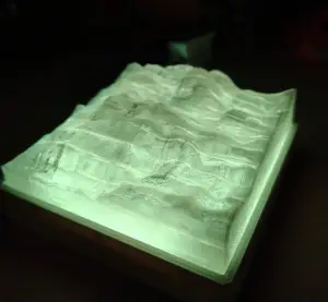 Terrain desk lamp