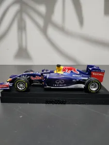 Nice display box for toy cars and scale vehicles
