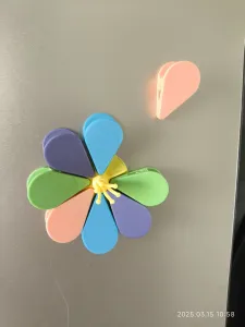 Multi functional petal snack clip&refrigerator sticker