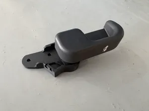 SUPORTE MAÇANETA DO CAPÔ DO MOTOR ALFA ROMEO 159