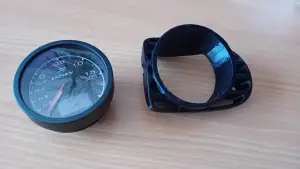 Peugeot 206 air vent for speedometer.