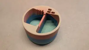 Brush cleaning pot