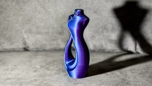 优雅的旗袍摆件