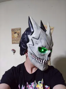Kaiju No.8 Casco completo Kafka