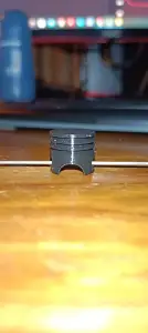 Piston
