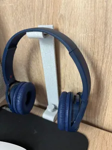 Headphone holder