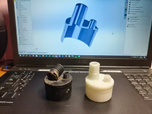 Top cover and nipple for 12V submersible pump (51 mm)