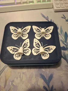 Endcap for pull cord: Butterfly