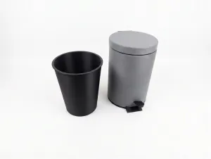 Desktop pedal trash can