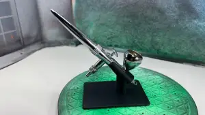 Self Supporting Airbrush Stand