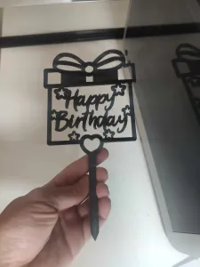 'Happy Birthday' topper
