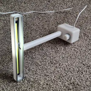 Bathroom wall lamp