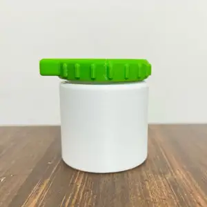 Porta medida de proteína con tapa con rosca y gancho