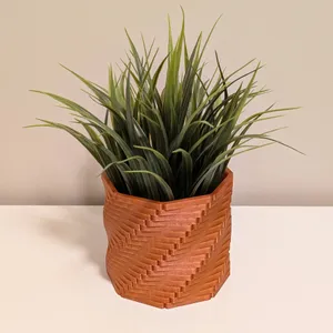 Spiral Pot