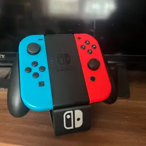 Stand, Joy-con grip holder