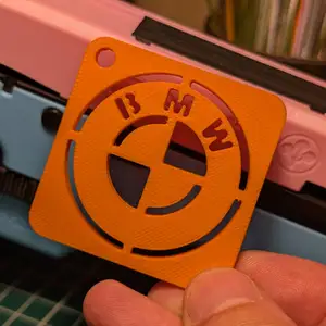 BMW v1 Keychain