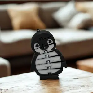 ARTICULATED PINGUIN 🐧 / FLEXIBLE KEYCHAIN / PRINT IN PLACE