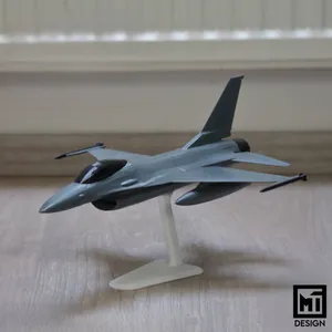 F-16 Fighting Falcon - 1:43 Scale Model