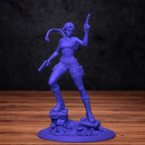 Tomb Raider Lara Croft Figure