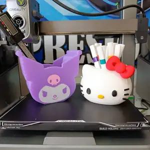 Kuromi in Hello Kity Colors Box – Edición Multicolor CFS 🎨✨