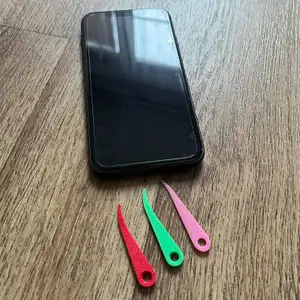 Phone connector cleaner, iPhone, Samsung
