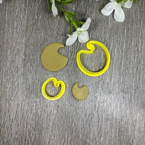 ORGANIC OVAL CLAY CUTTER