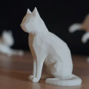Sitting lowpoly cat