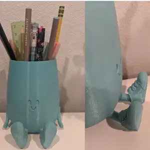 Happy Pen Holder