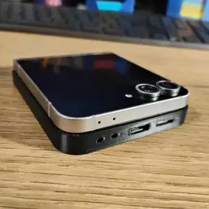 Samsung Galaxy Z Flip6 phone case