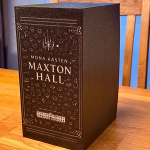 Maxton Hall Special Edition Bookcase