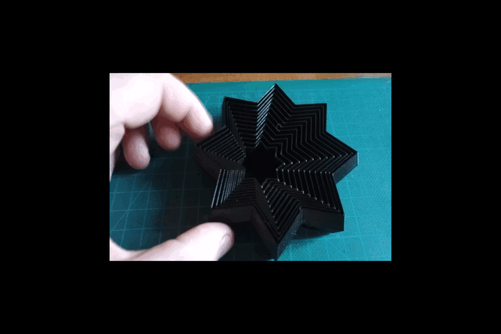 Fractal fidget star