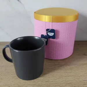Mini trash can