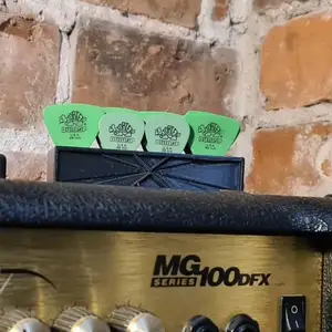Guitar Pic Holder