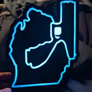 Mitten with glock lightbox