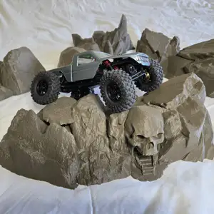 INPRIME R/C 1/18-1/24 CRAWLING ROCKS